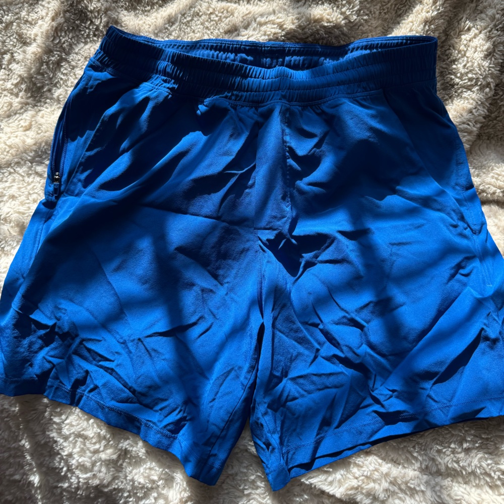 Lululemon Men’s Pace breaker shorts cobalt blue